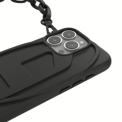 Diesel รุ่น Oval D Chain - เคส iPhone 16 Pro - สี Black - Image 4