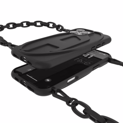 Diesel รุ่น Oval D Chain - เคส iPhone 16 Pro Max - สี Black