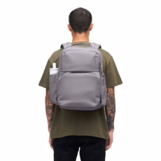 Incase รุ่น A.R.C. Commuter Pack - กระเป๋าเป้สะพายหลัง - สี Gray