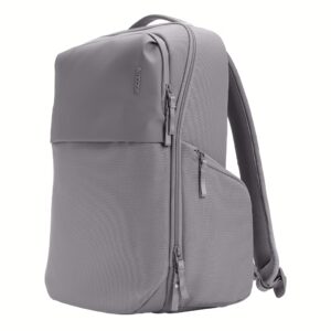 Incase รุ่น A.R.C. Day Pack - กระเป๋าเป้สะพายหลัง - สี Gray