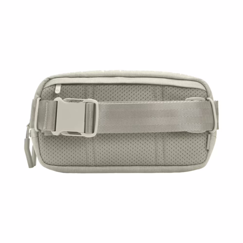 Incase รุ่น Crosstown Sling - กระเป๋า - สี Limestone