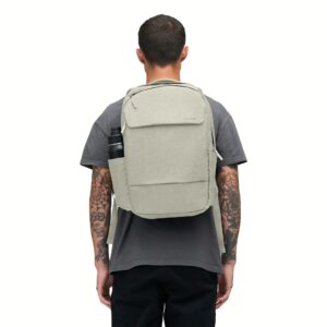 Incase รุ่น Crosstown Backpack - กระเป๋า - สี Limestone