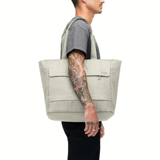 Incase รุ่น Crosstown Tote - กระเป๋า - สี Limestone - Image 2