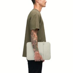 Incase รุ่น Crosstown Sleeve - ซองใส่แล็ปท็อป Laptop 14" - สี Limestone