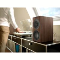 ลำโพง KEF รุ่น Q Concerto Meta - สี Walnut