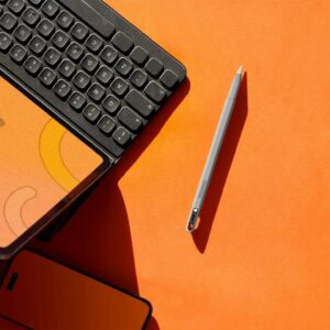 Momax รุ่น Mag.Link Pop Stylus Pen - ปากกา iPad - สี Black
