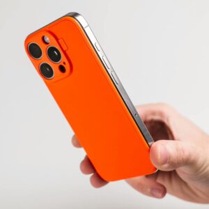 Suti รุ่น PhoneBack Silicone (Magsafe) - เคส iPhone 16 Pro - สี Alpine Orange