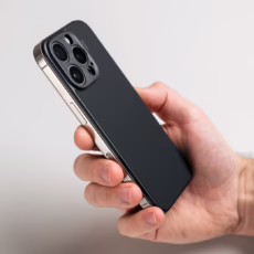 Suti รุ่น PhoneBack Silicone (Magsafe) - เคส iPhone 16 Pro Max - สี Carbon Black