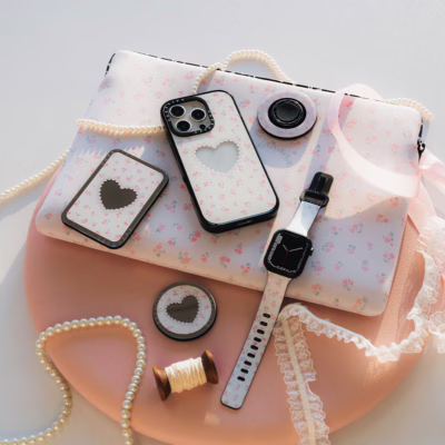 Casetify รุ่น Mirror Case with Magnetic - เคส iPhone 16 Pro Max - สี Pearly Heart