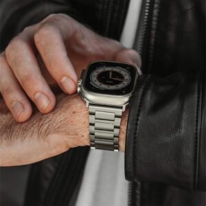 Sandmarc รุ่น Titanium (Grade 2) - สายนาฬิกา Apple Watch Ultra 1/2 - สี Natural