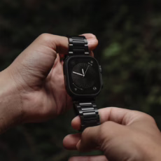 Sandmarc รุ่น Titanium (Grade 2) - สายนาฬิกา Apple Watch Ultra 1/2 - สี Black