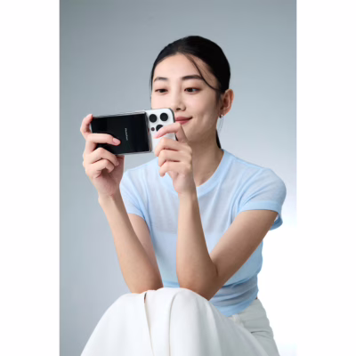 Photofast รุ่น MagSlim x Qi2 - พาวเวอร์แบงค์ชาร์จไร้สาย ความจุ 5000 mAh - สี Milk Tea