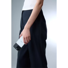 Photofast รุ่น MagSlim x Qi2 - พาวเวอร์แบงค์ชาร์จไร้สาย ความจุ 5000 mAh - สี White