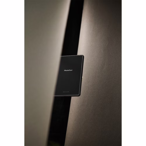Photofast รุ่น MagSlim x Qi2 - พาวเวอร์แบงค์ชาร์จไร้สาย ความจุ 5000 mAh - สี Black