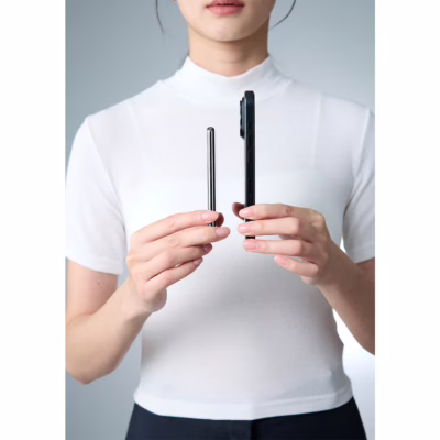 Photofast รุ่น MagSlim x Qi2 - พาวเวอร์แบงค์ชาร์จไร้สาย ความจุ 5000 mAh - สี Milk Tea