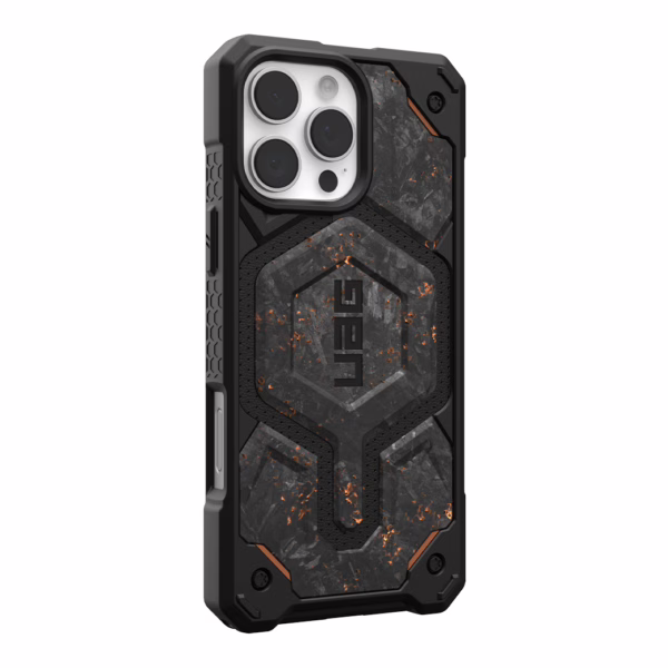 UAG รุ่น Monarch Pro - เคส iPhone 16 Pro Max – สี Forged Carbon Fiber with Copper (Limited Edition)