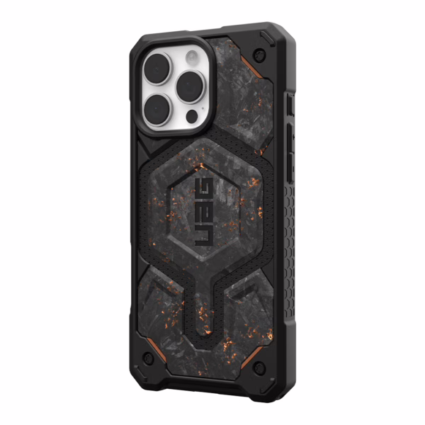 UAG รุ่น Monarch Pro - เคส iPhone 16 Pro Max – สี Forged Carbon Fiber with Copper (Limited Edition)