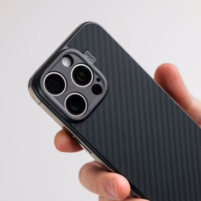 Suti รุ่น PhoneBack (Magsafe) - เคส iPhone 16 Pro - สี Carbon Fiber