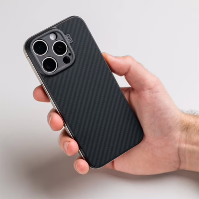 Suti รุ่น PhoneBack (Magsafe) - เคส iPhone 16 Pro - สี Carbon Fiber
