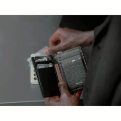 GRAMS(28) รุ่น 104 Fold-Out Wallet - กระเป๋าสตางค์ - สี Pebbled Black