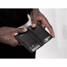 GRAMS(28) รุ่น 104 Fold-Out Wallet - กระเป๋าสตางค์ - สี Pebbled Black