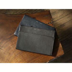 GRAMS(28) รุ่น 106 Leather Folio - ซองใส่แท็บเล็ต 11" - สี Pebbled Black