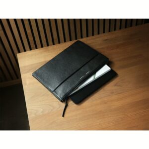 GRAMS(28) รุ่น 106 Leather Folio - ซองใส่แท็บเล็ต 11" - สี Pebbled Black