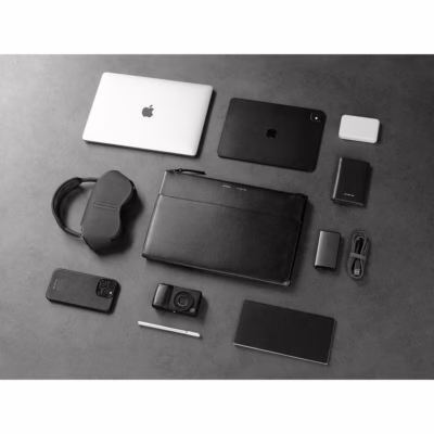 GRAMS(28) รุ่น 114 Leather Folio - ซองใส่ MacBook Air 13" (M2/M3) / MacBook Pro 13" (M1/M2) - สี Nappa Black