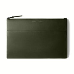 GRAMS(28) รุ่น 114 Leather Folio - ซองใส่ MacBook Air 13" (M2/M3) / MacBook Pro 13" (M1/M2) - สี Nappa Olive