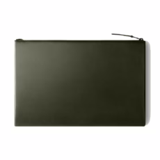 GRAMS(28) รุ่น 114 Leather Folio - ซองใส่ MacBook Air 13" (M2/M3) / MacBook Pro 13" (M1/M2) - สี Nappa Olive