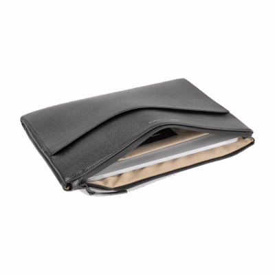 GRAMS(28) รุ่น 114 Leather Folio - ซองใส่ MacBook Air 13" (M2/M3) / MacBook Pro 13" (M1/M2) - สี Pebbled Black