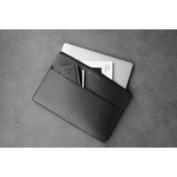 GRAMS(28) รุ่น 114 Leather Folio - ซองใส่ MacBook Air 13" (M2/M3) / MacBook Pro 13" (M1/M2) - สี Pebbled Black
