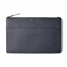 GRAMS(28) รุ่น 114 Leather Folio - ซองใส่ MacBook Air 13" (M2/M3) / MacBook Pro 13" (M1/M2) - สี Pebbled Navy Blue