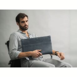GRAMS(28) รุ่น 114 Leather Folio - ซองใส่ MacBook Air 13" (M2/M3) / MacBook Pro 13" (M1/M2) - สี Pebbled Navy Blue
