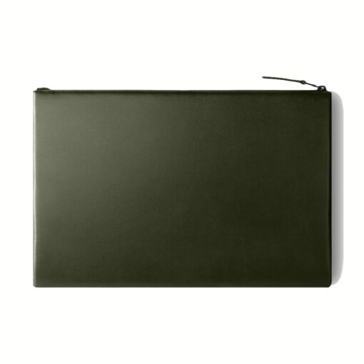 GRAMS(28) รุ่น 118 Leather Folio - ซองใส่ MacBook Air 15” / MacBook Pro 15" / MacBook Pro 16” - สี Nappa Olive - Image 3