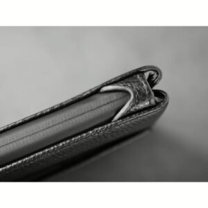 GRAMS(28) รุ่น 118 Leather Folio - ซองใส่ MacBook Air 15” / MacBook Pro 15" / MacBook Pro 16” - สี Pebbled Black 16 GRAMS(28) รุ่น 118 Leather Folio - ซองใส่ MacBook Air 15” / MacBook Pro 15" / MacBook Pro 16” - สี Pebbled Black