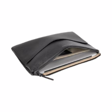 GRAMS(28) รุ่น 118 Leather Folio - ซองใส่ MacBook Air 15” / MacBook Pro 15" / MacBook Pro 16” - สี Pebbled Black
