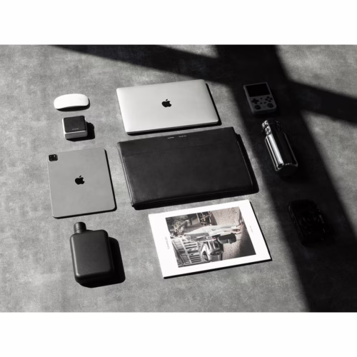 GRAMS(28) รุ่น 120 Leather Folio - ซองใส่ Macbook Pro 14" - สี Nappa Black