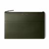 GRAMS(28) รุ่น 120 Leather Folio - ซองใส่ Macbook Pro 14" - สี Nappa Olive