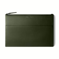 GRAMS(28) รุ่น 120 Leather Folio - ซองใส่ Macbook Pro 14" - สี Nappa Olive