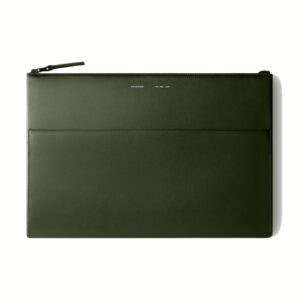 GRAMS(28) รุ่น 120 Leather Folio - ซองใส่ Macbook Pro 14" - สี Nappa Olive