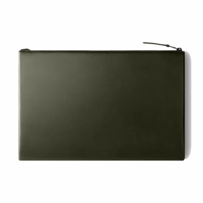 GRAMS(28) รุ่น 120 Leather Folio - ซองใส่ Macbook Pro 14" - สี Nappa Olive