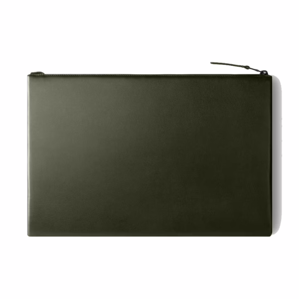 GRAMS(28) รุ่น 120 Leather Folio - ซองใส่ Macbook Pro 14" - สี Nappa Olive