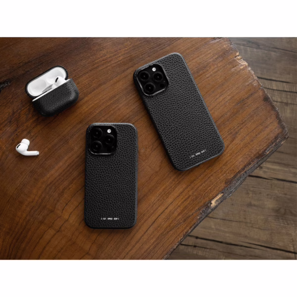 GRAMS(28) รุ่น 121 MagSafe Leather (Pebbled Leather) - เคส iPhone 16 Pro - สี Black