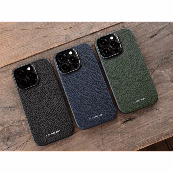 GRAMS(28) รุ่น 121 MagSafe Leather (Pebbled Leather) - เคส iPhone 16 Pro - สี Black