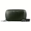GRAMS(28) รุ่น 131 Essential Pouch - กระเป๋าอเนกประสงค์ - สี Pebbled Dark Green