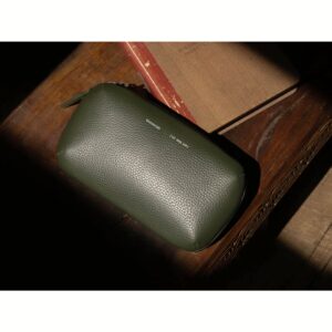 GRAMS(28) รุ่น 131 Essential Pouch - กระเป๋าอเนกประสงค์ - สี Pebbled Dark Green