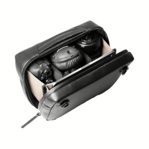 GRAMS(28) รุ่น 133 Essential Case Max - กระเป๋าอเนกประสงค์ - สี Pebbled Black