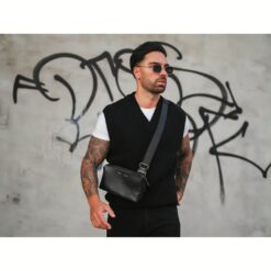 GRAMS(28) รุ่น 157 Essential Sling (Pebbled Leather) - กระเป๋า - สี Black