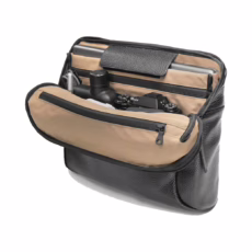 GRAMS(28) รุ่น 171 Laptop Sling (Pebbled Leather) - กระเป๋าใส่ MacBook 14" - สี Black - Image 3